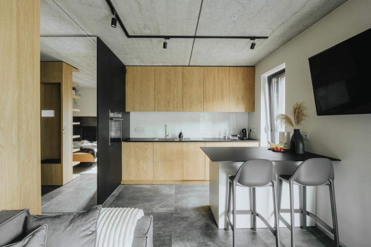 Heyer Apartment *