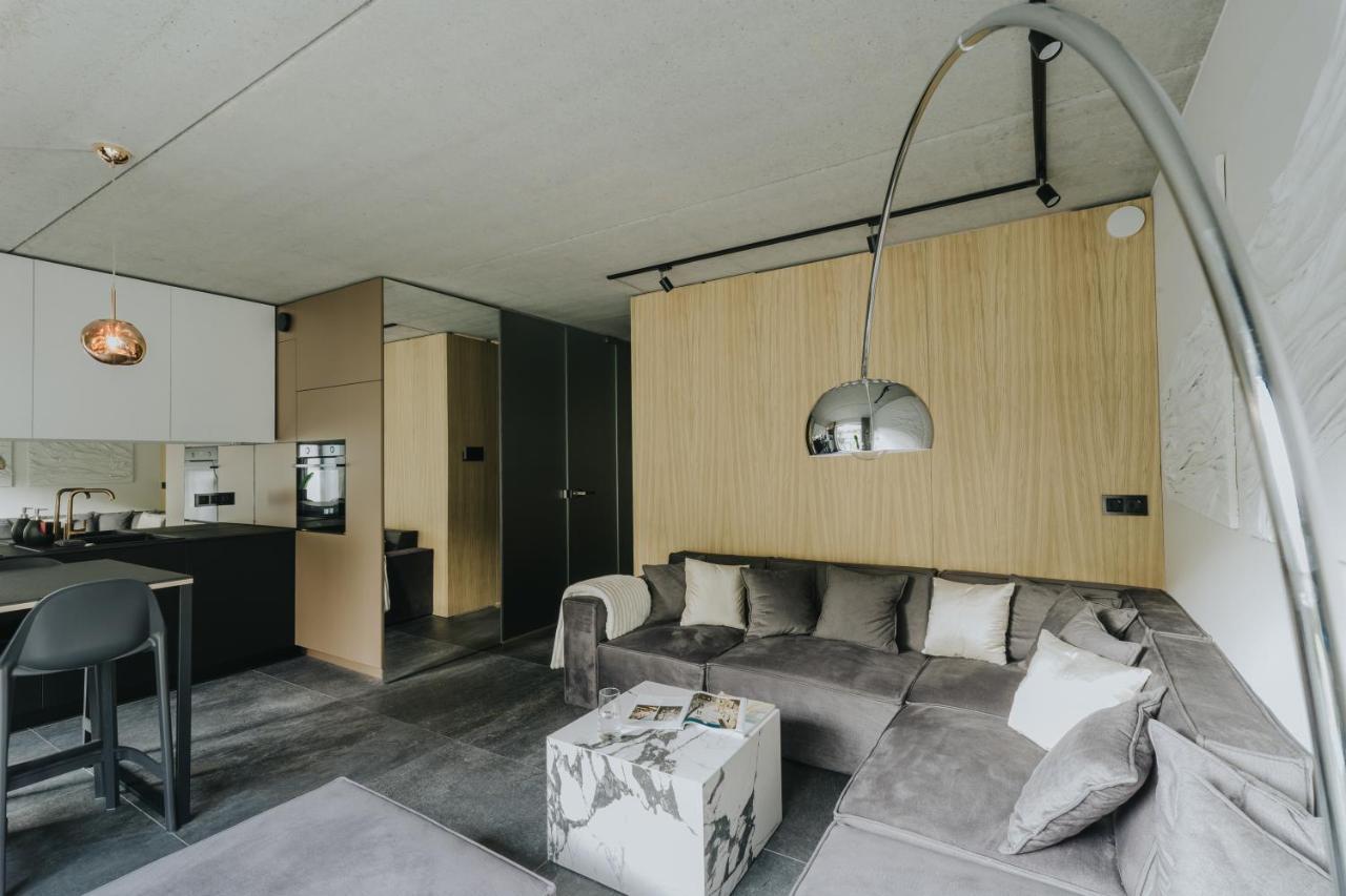 Heyer Apartment *
